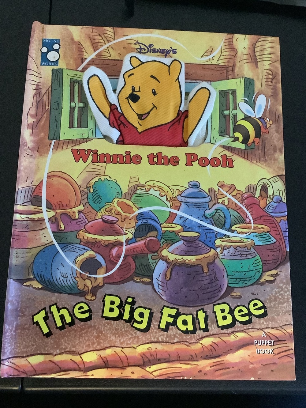 Vintage Winnie the Pooh Kids Puppet Book - The Big Fat Bee - 1994